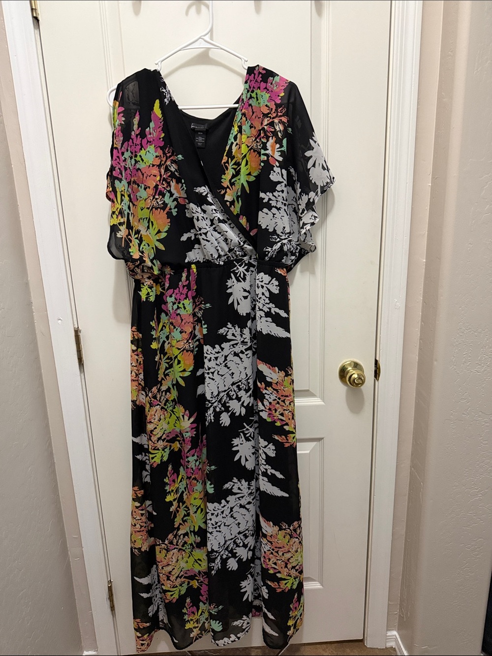 Lane Bryant 22/24 Maxi Chiffon Dress Floral CottageCore Flowy Plus Size